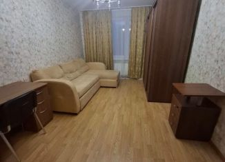 Сдаю в аренду 3-ком. квартиру, 88 м2, Санкт-Петербург, Ростовская улица, 13-15