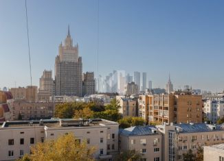 Продажа 3-ком. квартиры, 90 м2, Москва, Малый Власьевский переулок, 7