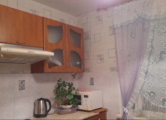 Сдача в аренду 2-ком. квартиры, 54 м2, Челябинск, улица Вахтангова, 7