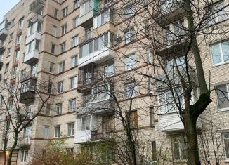 Сдается 3-ком. квартира, 58 м2, Санкт-Петербург, метро Проспект Славы, улица Орджоникидзе, 63