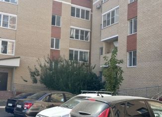 Продаю 1-ком. квартиру, 37.3 м2, Элиста, 10-й микрорайон, 15к4, 10-й микрорайон