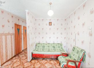 Продаю 3-ком. квартиру, 51 м2, село Мирное, Клубная улица, 15