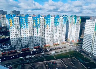 Продам 3-комнатную квартиру, 70.7 м2, деревня Голубое, Парковый бульвар, ЖК Зеленоградский