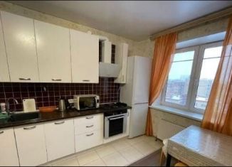 Сдается 3-ком. квартира, 80 м2, Татарстан, улица Баки Урманче, 5