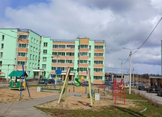 Сдаю в аренду 2-комнатную квартиру, 79 м2, Березники, улица Шишкина, 90