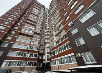 Сдается в аренду 2-ком. квартира, 55 м2, Хабаровск, улица Демьяна Бедного, 14