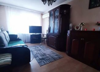 Продаю 2-ком. квартиру, 47 м2, Владикавказ, улица Маркова, 23