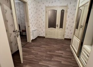 Сдается в аренду 2-ком. квартира, 68 м2, Дагестан, Каспийская улица, 4В