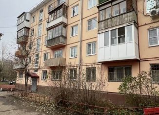 Продаю 2-ком. квартиру, 45 м2, Омск, 2-я Любинская улица, 11, Кировский округ