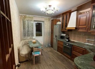 Сдам в аренду 2-ком. квартиру, 65 м2, Амурская область, улица Ленина, 41