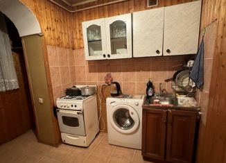 Продажа 2-ком. квартиры, 50 м2, Владикавказ, проспект Доватора, 5