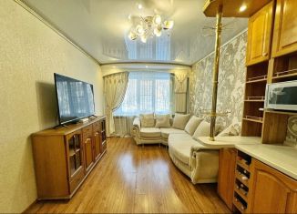 Продам 3-ком. квартиру, 63.3 м2, Петропавловск-Камчатский, Дальняя улица, 26/1