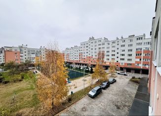 Продается 1-ком. квартира, 38 м2, Калининград, Юбилейная улица, 8