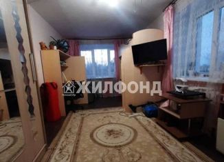 Продается 1-комнатная квартира, 32 м2, Кемерово, Стахановская улица, 23