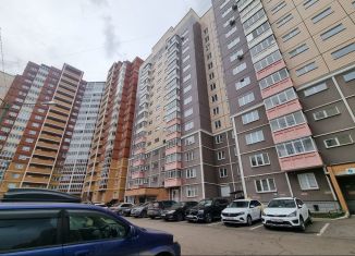 Продам двухкомнатную квартиру, 52.5 м2, Красноярский край, улица Дмитрия Мартынова, 24