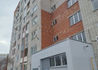 Продается 1-ком. квартира, 35 м2, Курганская область, улица Криволапова, 12