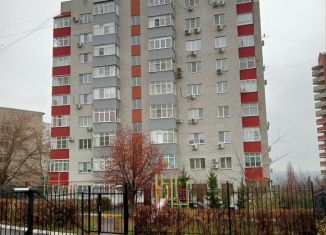 Продаю 2-ком. квартиру, 73.1 м2, Курск, улица Челюскинцев, 15