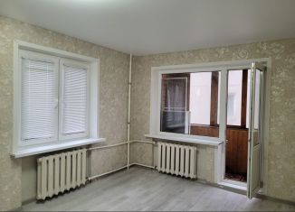 Продается двухкомнатная квартира, 40.6 м2, Череповец, улица Металлургов, 51