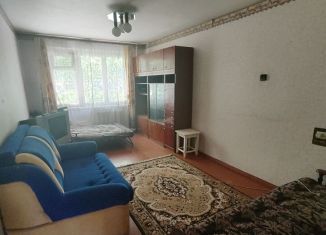 Аренда 2-ком. квартиры, 44 м2, Старый Оскол, микрорайон Рудничный, 3