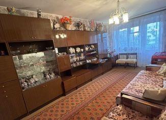 Продажа трехкомнатной квартиры, 56.8 м2, Татарстан, Гвардейская улица, 1