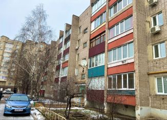 Однокомнатная квартира на продажу, 36 м2, Салават, улица Островского, 67