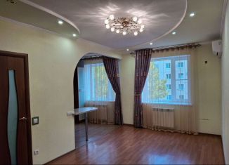 Продаю 2-ком. квартиру, 57 м2, Ставрополь, улица Пирогова, 44