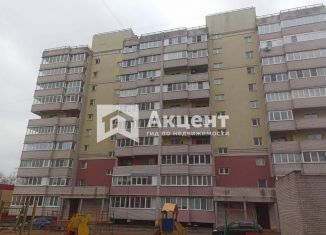 Сдам 3-ком. квартиру, 76 м2, Иваново, улица Ломоносова, 5