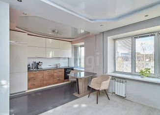 Продажа 2-комнатной квартиры, 55 м2, Тюмень, Центральный округ, улица Республики, 94