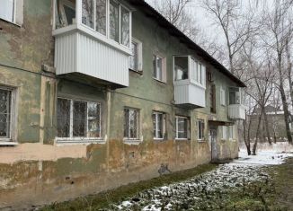 Продаю 2-комнатную квартиру, 42 м2, Нижний Тагил, улица Чайковского, 42