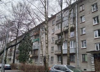 Продаю 3-ком. квартиру, 52 м2, Санкт-Петербург, муниципальный округ Светлановское, улица Орбели, 31к1