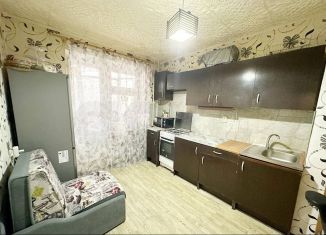 Продам 1-ком. квартиру, 41 м2, Казань, улица Джаудата Файзи, 3