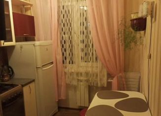 Сдам 2-ком. квартиру, 45 м2, Архангельск, улица Красных Партизан, 20