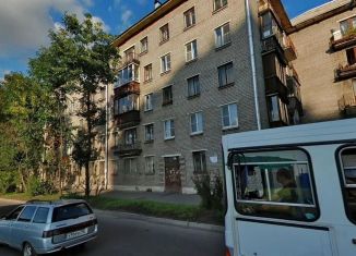 Продам однокомнатную квартиру, 30.4 м2, Санкт-Петербург, Липовая аллея, 11, метро Чёрная речка