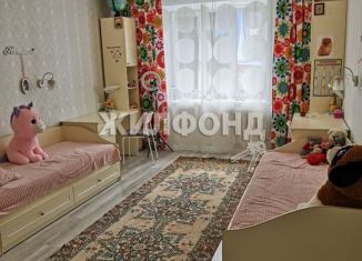 Продаю 3-ком. квартиру, 105 м2, Бердск, Берёзовая улица, 27