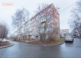 Продается 2-ком. квартира, 43.4 м2, Петрозаводск, Нойбранденбургская улица, 17