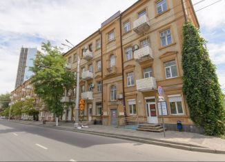 Продаю 2-ком. квартиру, 56 м2, Ростовская область, Большая Садовая улица, 186