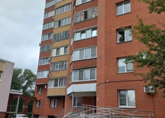 Продам 2-ком. квартиру, 67 м2, Пермь, улица Качалова, 10