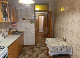 Продам 2-комнатную квартиру, 62 м2, Севастополь, улица Астана Кесаева, 5/6