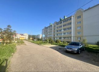 Продажа 1-комнатной квартиры, 42.4 м2, деревня Берёзовка, Кленовая улица, 1