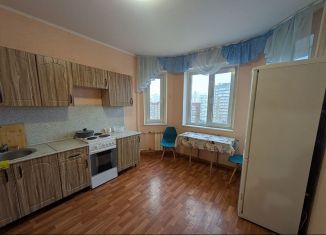 Продажа 2-ком. квартиры, 61 м2, Курск, проспект Вячеслава Клыкова, 39, Центральный округ