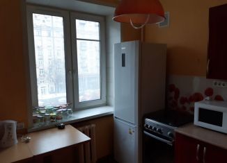 Аренда двухкомнатной квартиры, 45 м2, Москва, Беговая улица, 18к1, метро Улица 1905 года