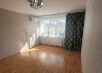 Продается 2-ком. квартира, 49 м2, Республика Башкортостан, проспект Ленина, 38А