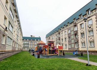 Продается 3-ком. квартира, 83 м2, деревня Солманово, Лазурная улица, 18