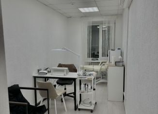 Сдаю в аренду офис, 16 м2, Екатеринбург, проспект Ленина, 10