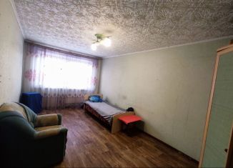 Продаю 2-ком. квартиру, 48 м2, Междуреченск, улица Пушкина, 37