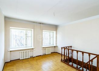 Продам трехкомнатную квартиру, 221.8 м2, Тюмень, Центральный округ, улица Кирова, 6