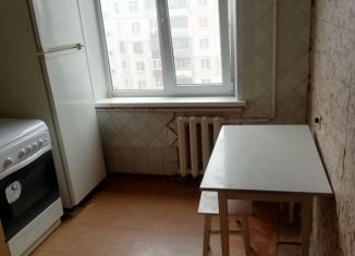 Сдается 2-ком. квартира, 50 м2, Курск, улица Димитрова, 71