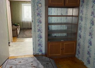 Аренда трехкомнатной квартиры, 65 м2, Сарапул, Советская улица, 126