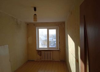 Продаю 2-комнатную квартиру, 42.2 м2, село Киргиз-Мияки, улица Гагарина, 1
