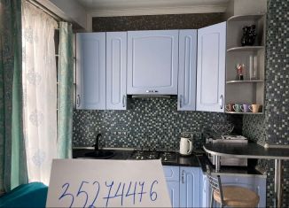 Сдача в аренду трехкомнатной квартиры, 55 м2, Краснодарский край, Крымская улица, 77